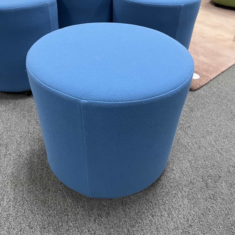 19″ National Furniture Blue Round Pouf Ottoman Office Furniture Liquidations