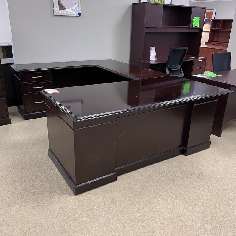 72″ x 102″ OFS Espresso Veneer Transitional Executive U-desk – Left Return Office Furniture Liquidations
