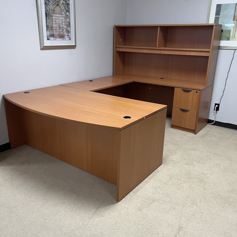 72″ x 113″ Honey and Black Bow Front U-Desk with Double Pedestal Files and Hutch – Right Return Office Furniture Liquidations