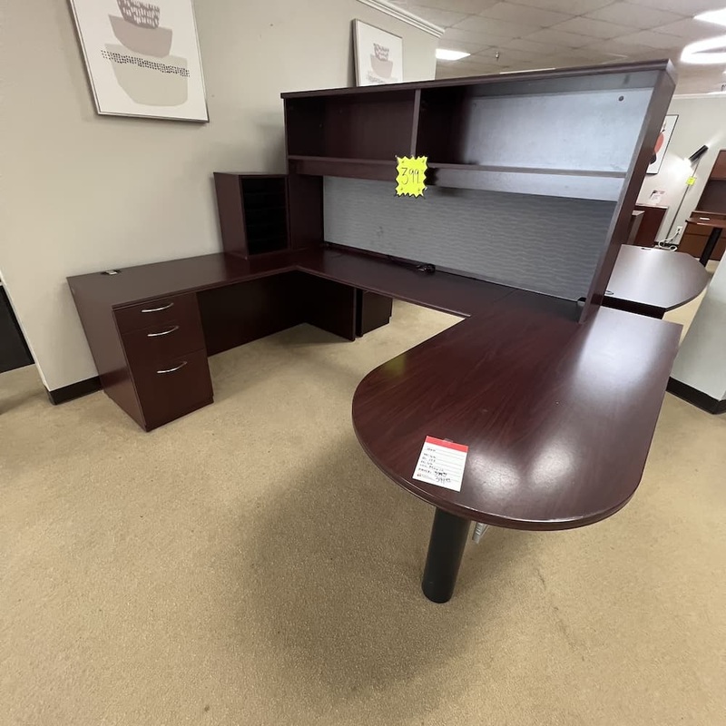 66″ x 102″ Hon Mahogany Laminate Bullet Nose U-Desk with Hutch – Left Return Office Furniture Liquidations