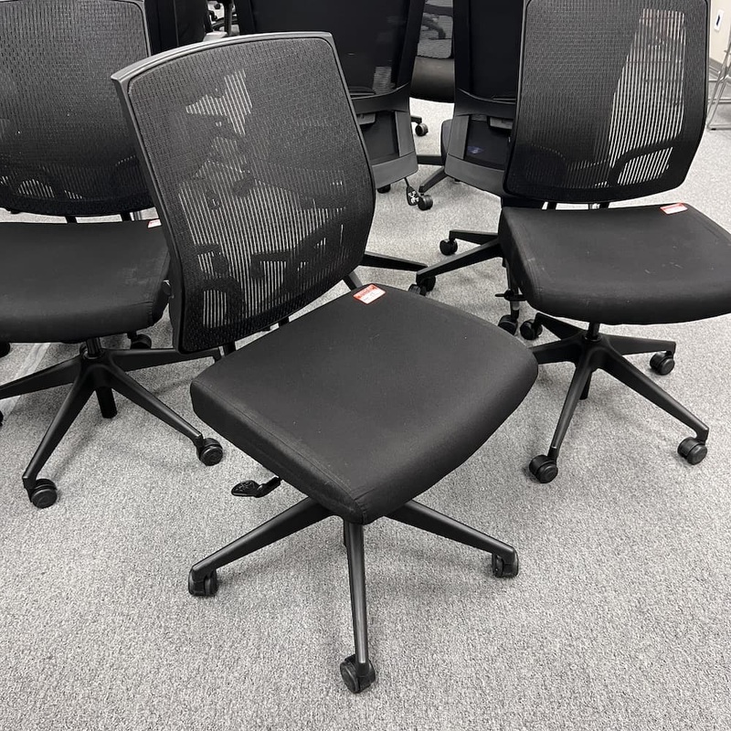 Subscriber Special – SitOnIt Focus Black Mesh Back Task Chair – No Arms Office Furniture Liquidations