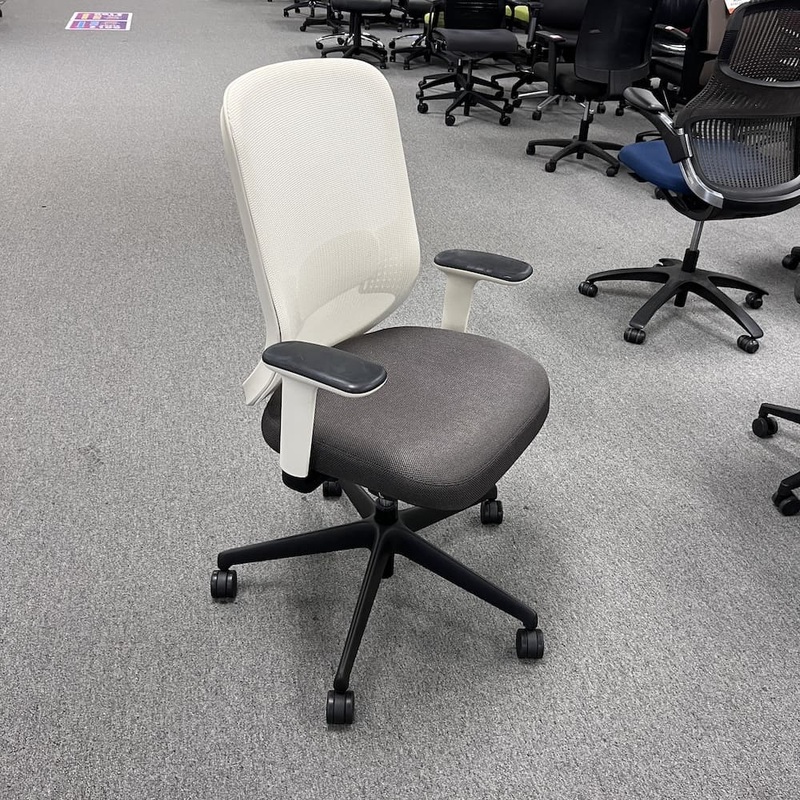 Subscriber Special – Teknion Projek Taupe and Beige Mesh Back Task Chair Office Furniture Liquidations