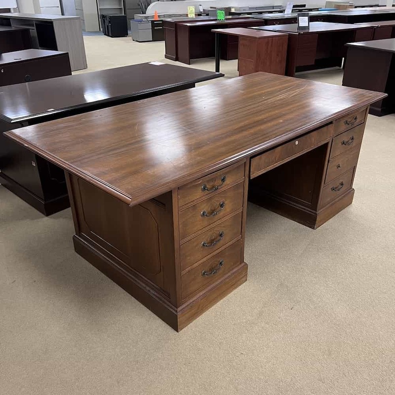 84″ x 42″ Walnut Traditional Vintage Executive Desk Office Furniture Liquidations