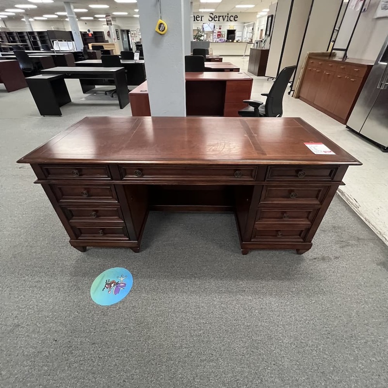 66″ x 30″ Wynwood Traditional Double Pedestal Executive Desk Office Furniture Liquidations