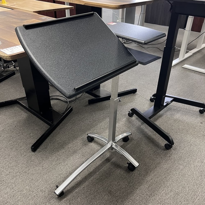 30″ W x 27″-38″ H Safco Black Laminate Mobile Podium Cart Office Furniture Liquidations