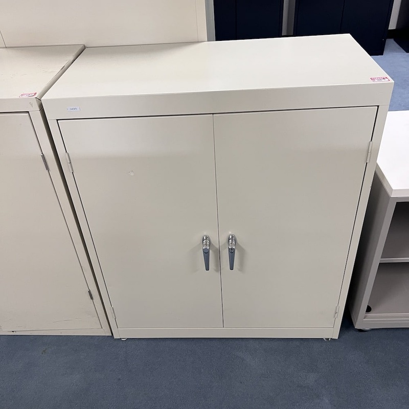 36″ W x 42″ H Hon Light Tan Metal 2 Door Storage Cabinet Office Furniture Liquidations