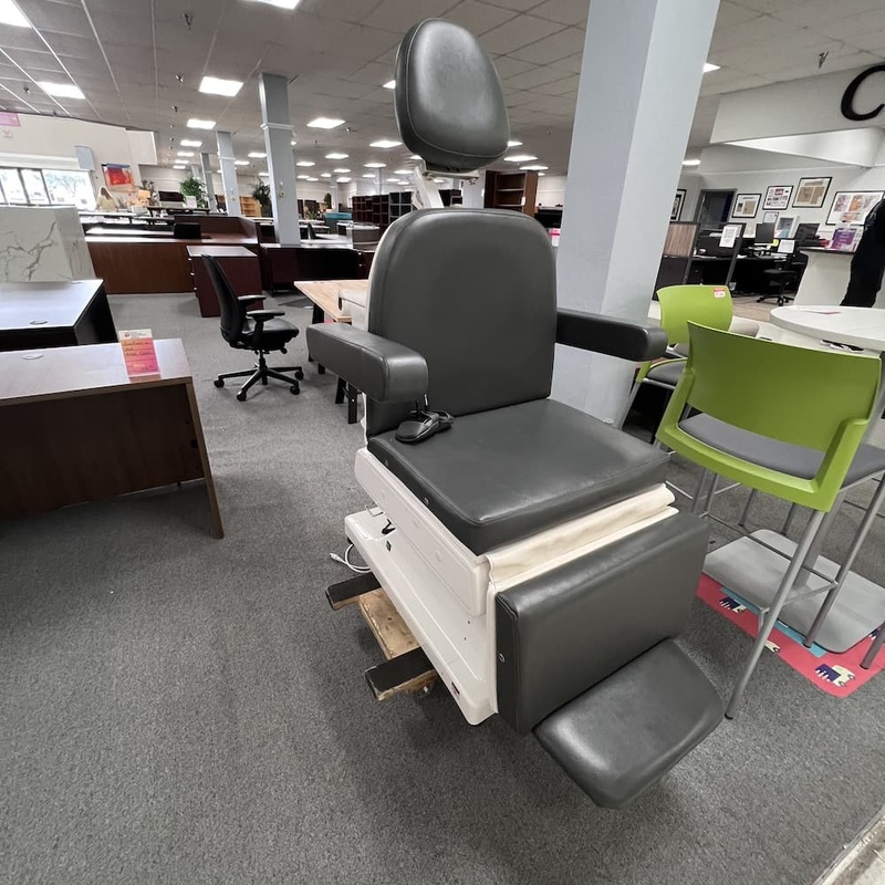 Bio Pelle Cinder Grey Vinyl Exam & Electronic Aesthetic Procedure Chair Office Furniture Liquidations