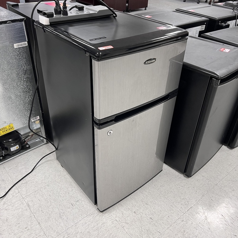 Emerson 3.1 Cu Ft 2 Door Refrigerator with Freezer – Stainless Steel Office Furniture Liquidations
