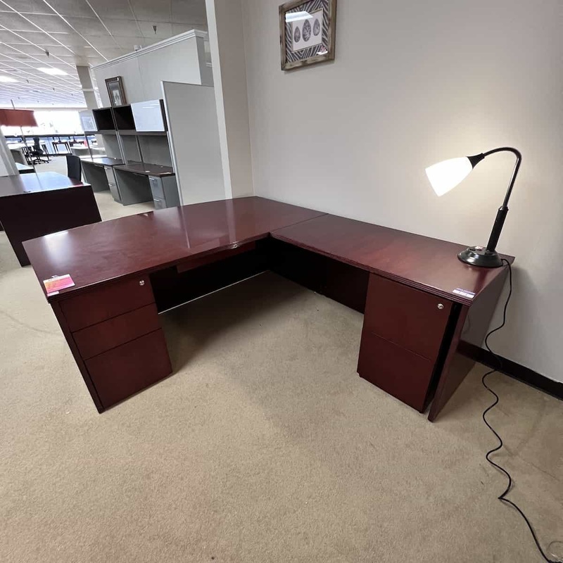 72″ Wide Mahogany Bow Front L-Desk – Right Return Office Furniture Liquidations