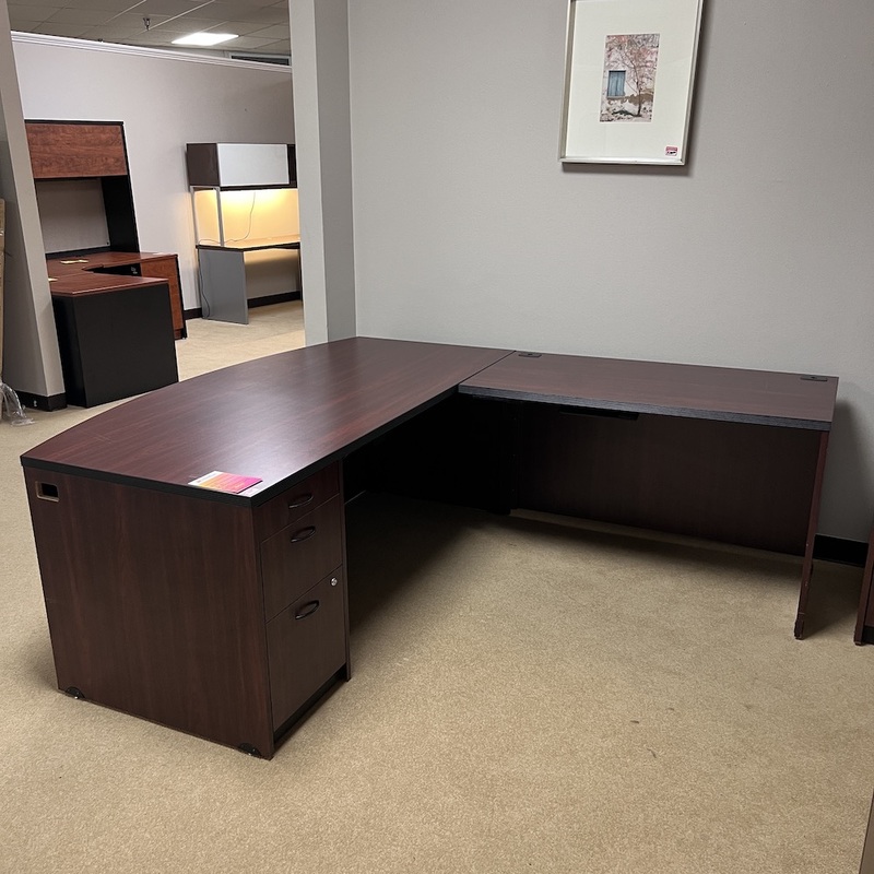 71″ Mahogany Bow Front L-Desk with One Pedestal – Right Return Office Furniture Liquidations