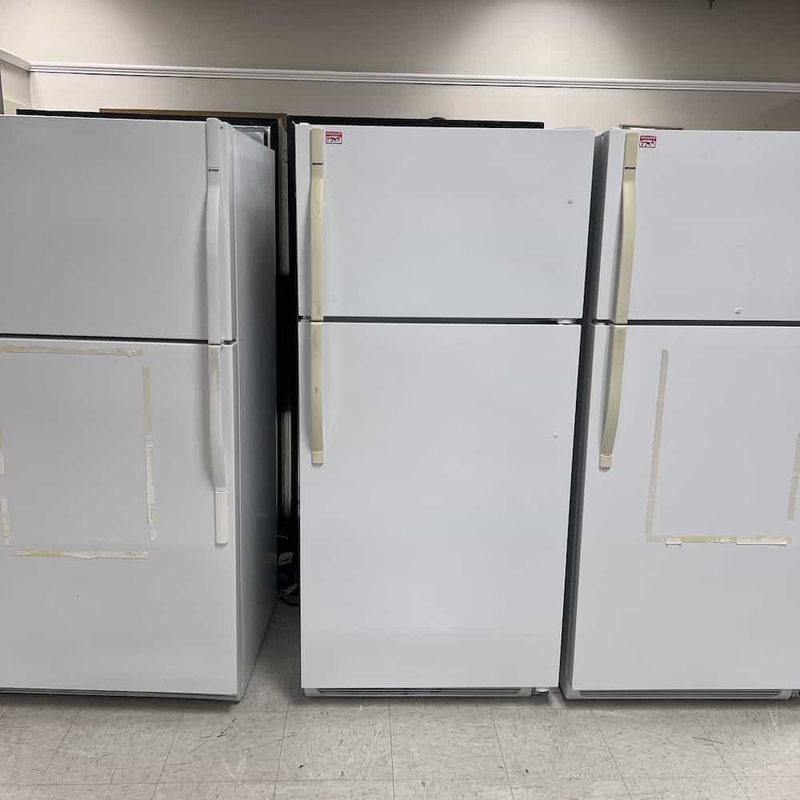 30″ Wide Kenmore Coldspot White Top Mount Refrigerator Office Furniture Liquidations