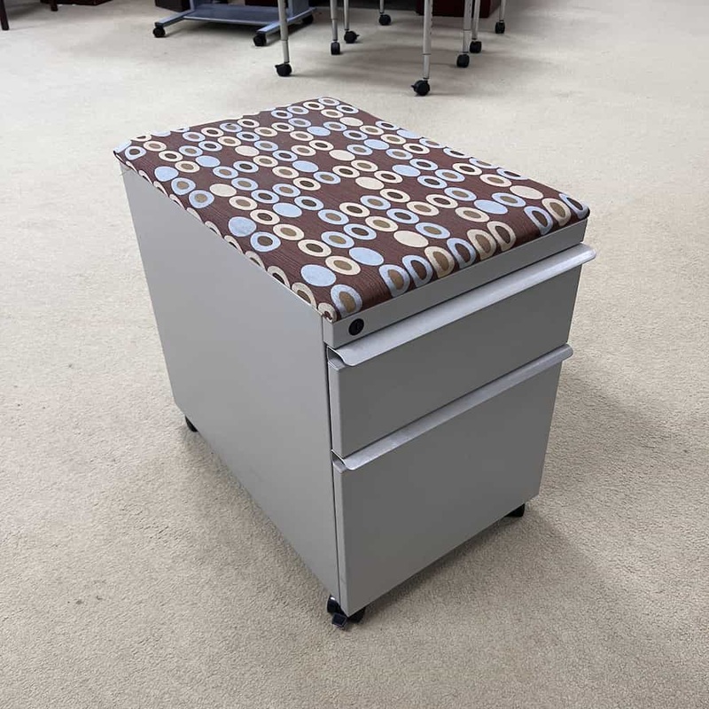 15″ Wide Knoll Tan/Blue Upholstered Top Rolling Vertical Pedestal Seat Office Furniture Liquidations