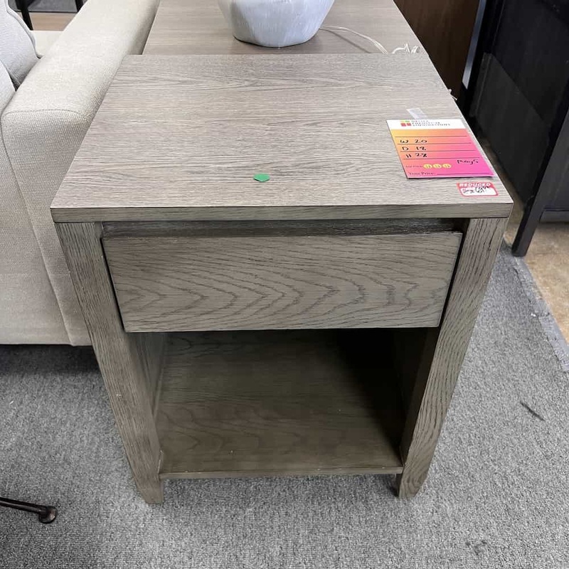 20″ Weathered Wood Taupe 1 Drawer Nightstand with Electric and USB – Right Or Left Office Furniture Liquidations