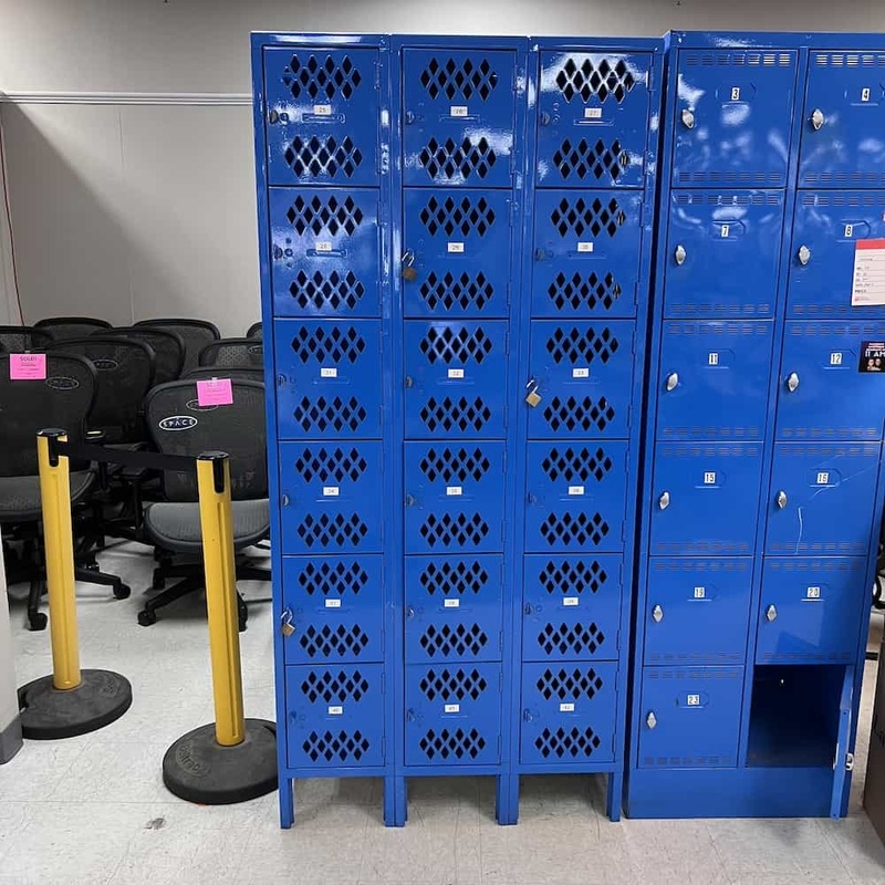 36″ W x 79″ H Blue Metal Ventilated Lockers – 2 Tier 18 Door Office Furniture Liquidations