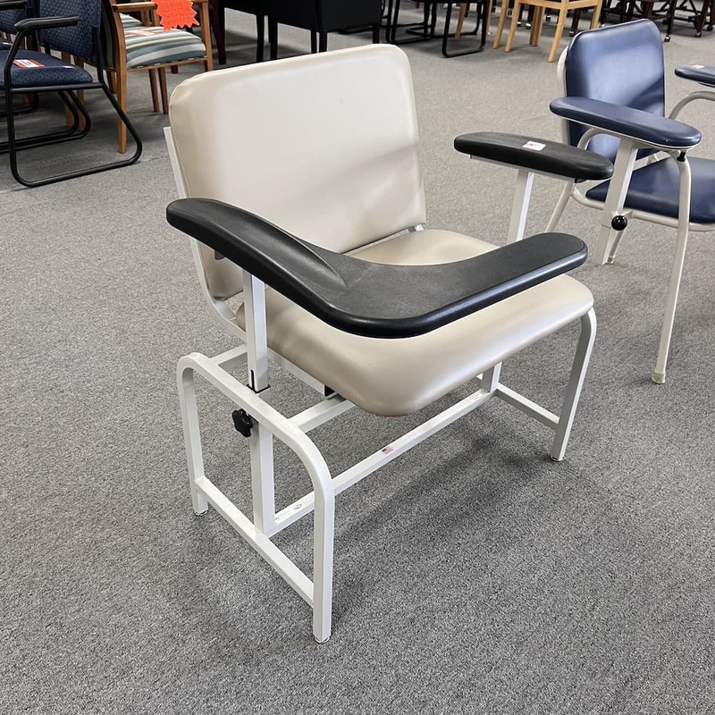 Winco 2575 Padded XL Beige and White Blood Drawing Medical Big and Tall Phlebotomy Chair Office Furniture Liquidations