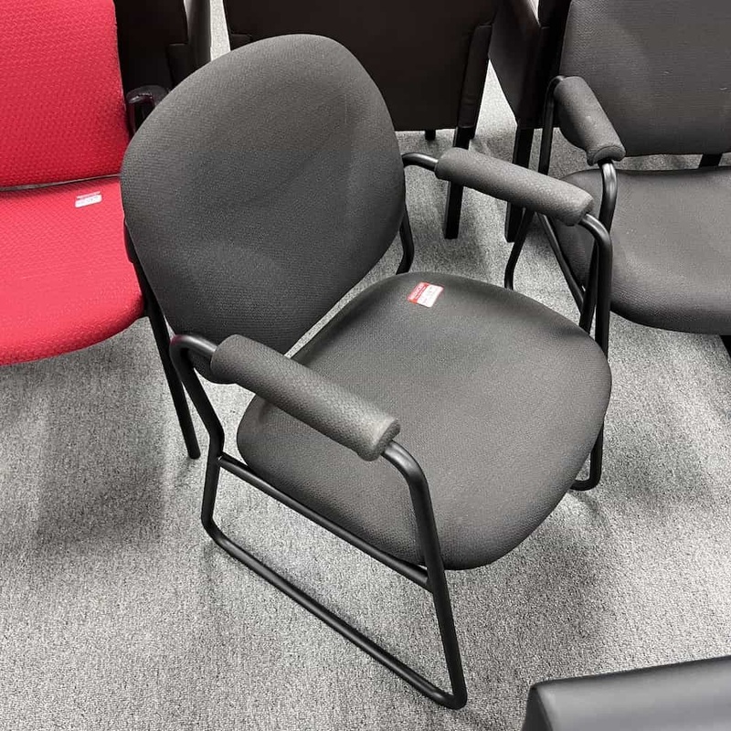 Global Solo Black Guest Chair with Arm Rests Office Furniture Liquidations