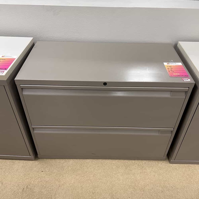 27″ High Knoll Tan and Beige Metal 2 Drawer Lateral File Office Furniture Liquidations