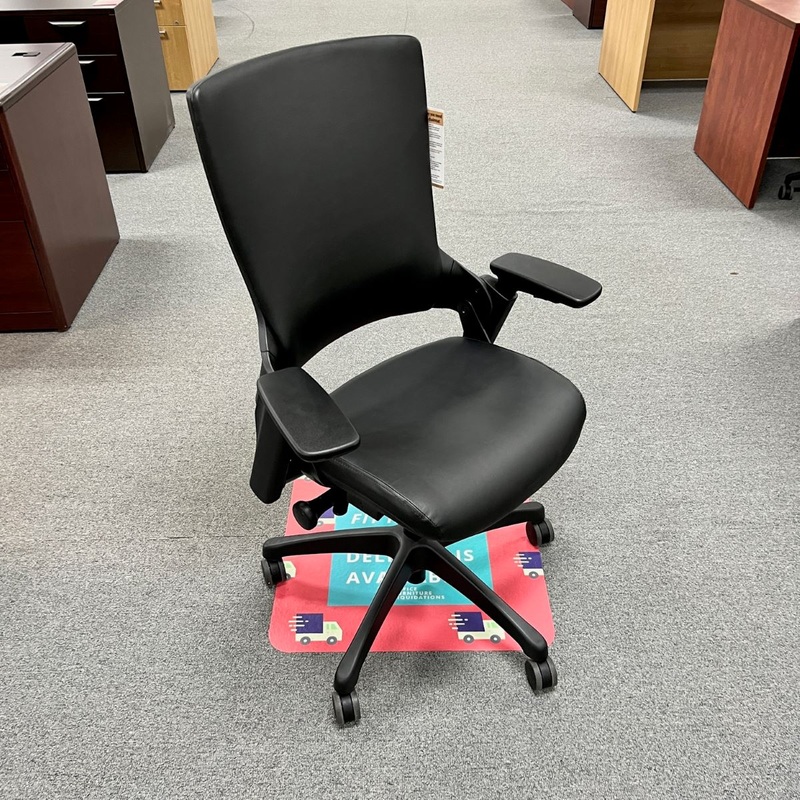 New – Lorell Black Leather Luxury Executive Chair Office Furniture Liquidations