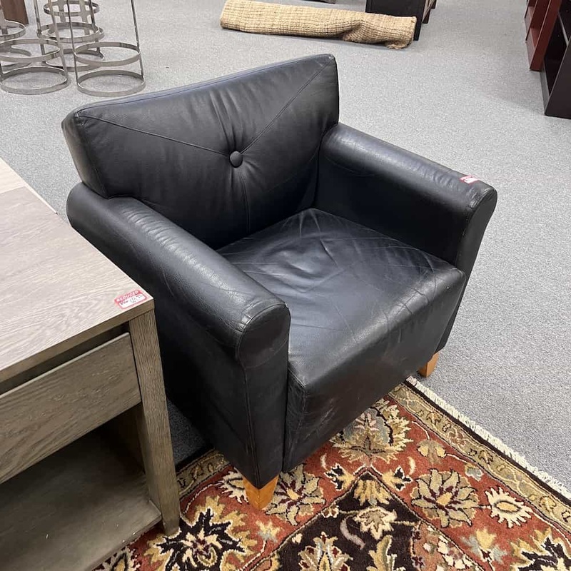 AGI Black Vintage Leather Club Chair Office Furniture Liquidations
