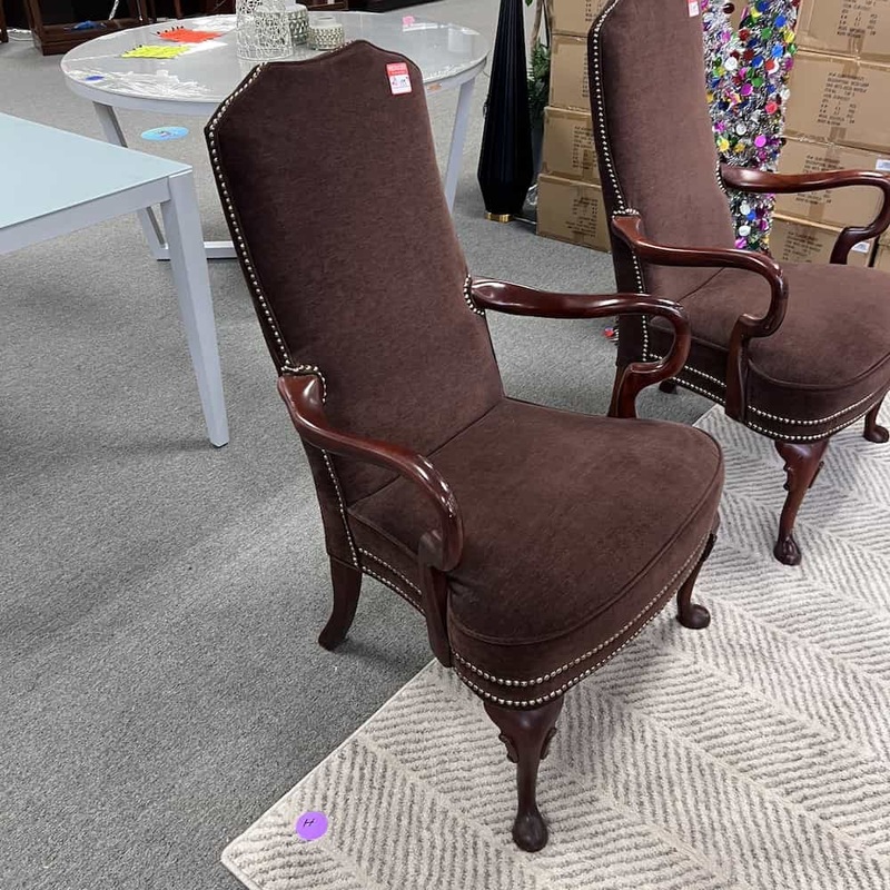 Brown and Mahogany Dining Queen Anne Guest Arm Chair Office Furniture Liquidations