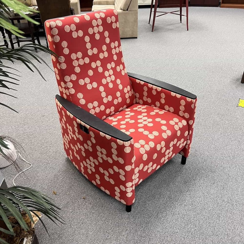 Red Nemschoff Pamona Medical Chair Patient Recliner Office Furniture Liquidations