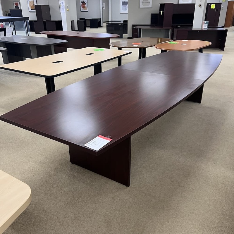 12 Ft x 4 Ft Hon Mahogany Laminate Boat Shaped Conference Table Office Furniture Liquidations