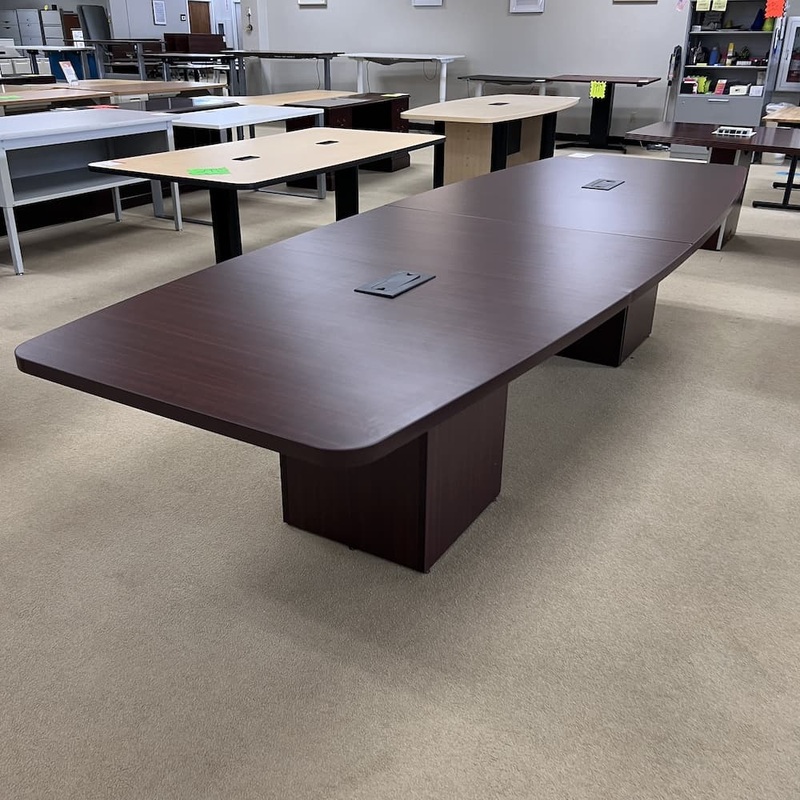 12 Ft x 4 Ft Mahogany Laminate Boat Shaped Conference Table Office Furniture Liquidations