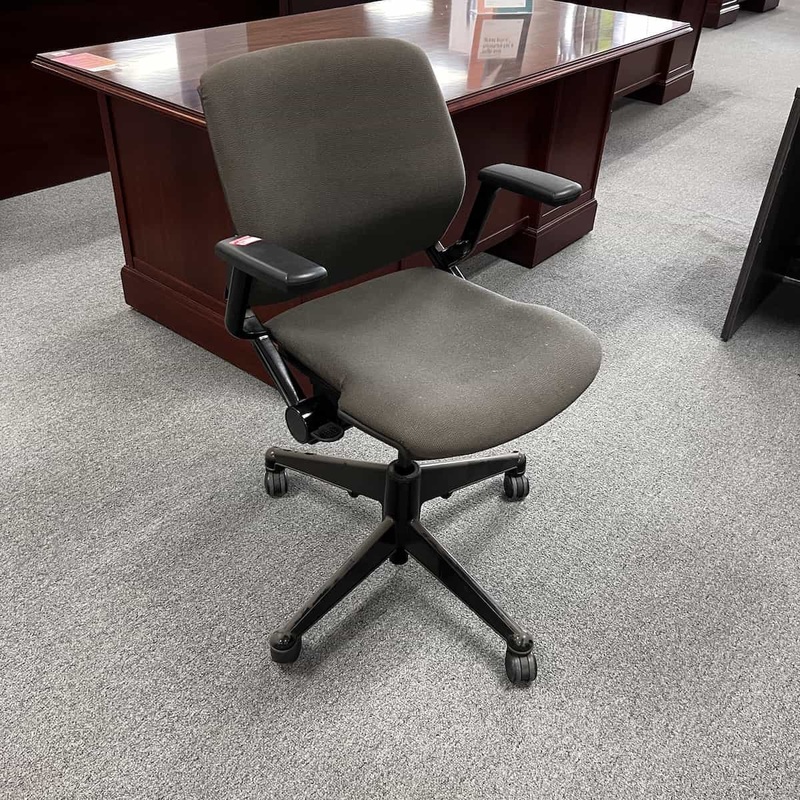 Steelcase Vecta Black/Green Nesting Chair Office Furniture Liquidations