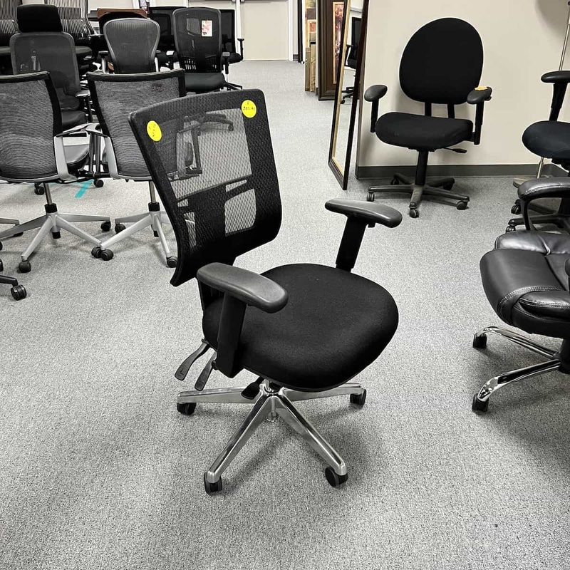 New – Black Mesh Back Big and Tall Office Chair Office Furniture Liquidations