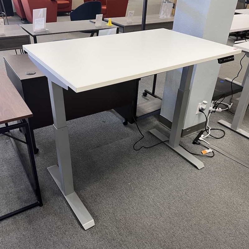 48″ x 30″ AMQ White Electric Height Adjustable Programmable Standing Desk Office Furniture Liquidations